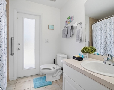1623 Sw 43rd Lane - Photo Thumbnail 29