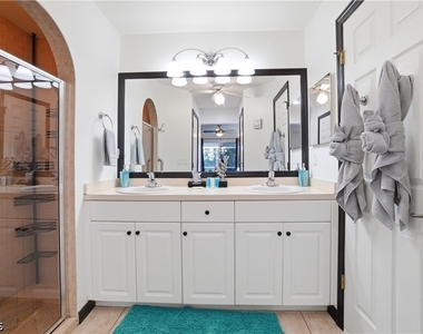 1623 Sw 43rd Lane - Photo Thumbnail 21