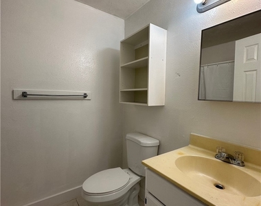 4425 Ruthann Court - Photo Thumbnail 17