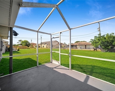 1214 Se 24th Avenue - Photo Thumbnail 19