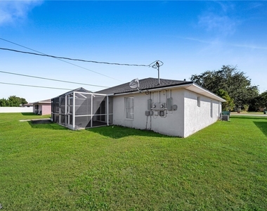 1214 Se 24th Avenue - Photo Thumbnail 17