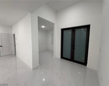 3222 48th Street W - Photo Thumbnail 2