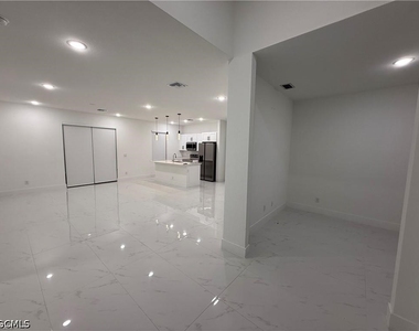 3222 48th Street W - Photo Thumbnail 3