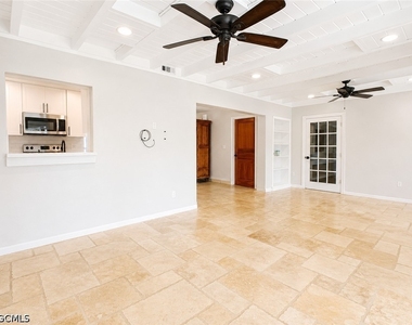 4021 Se 3rd Avenue - Photo Thumbnail 10