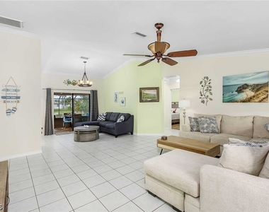 201 Se 28th Terrace - Photo Thumbnail 5