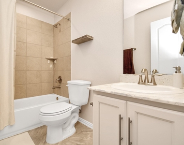 2217 Windy Grove Drive - Photo Thumbnail 17
