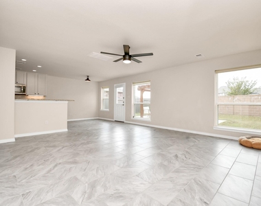 2217 Windy Grove Drive - Photo Thumbnail 5
