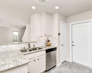 2217 Windy Grove Drive - Photo Thumbnail 10