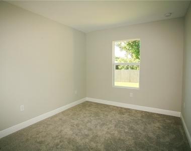 7469 Pebble Beach Road - Photo Thumbnail 15