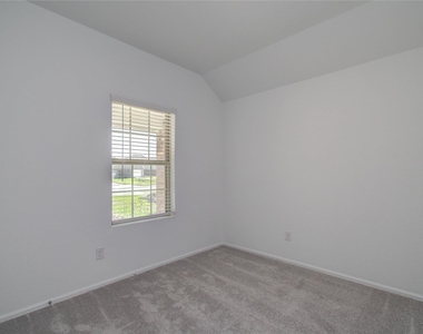 24035 Priano Forest Dr - Photo Thumbnail 28