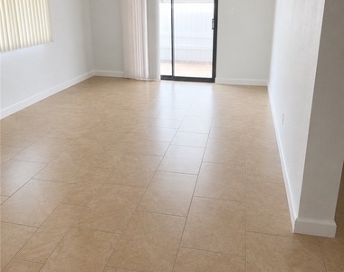 3502 Seminole Avenue - Photo Thumbnail 5