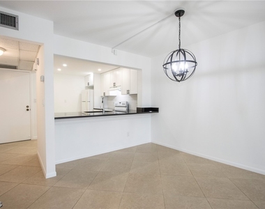 1083 Forest Lakes Drive - Photo Thumbnail 6