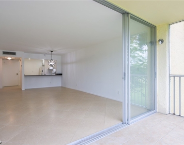 1083 Forest Lakes Drive - Photo Thumbnail 8