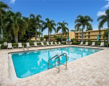 1083 Forest Lakes Drive - Photo Thumbnail 21