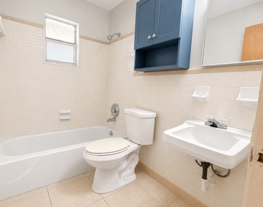 3304 Edgewood Avenue - Photo Thumbnail 6
