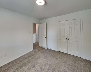 18824 Orvieto Court - Photo Thumbnail 10