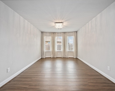 11403 Brookside Arbor Lane - Photo Thumbnail 7