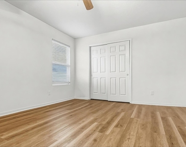 16818 Blackberry Lily Lane - Photo Thumbnail 12