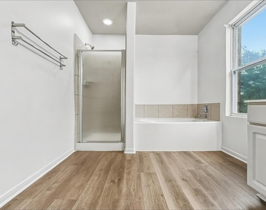 16818 Blackberry Lily Lane - Photo Thumbnail 11