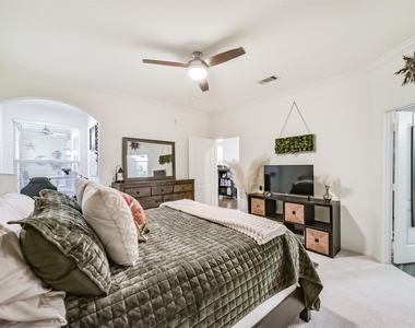 1711 Old Spanish Trail - Photo Thumbnail 15