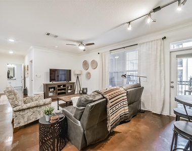 1711 Old Spanish Trail - Photo Thumbnail 5