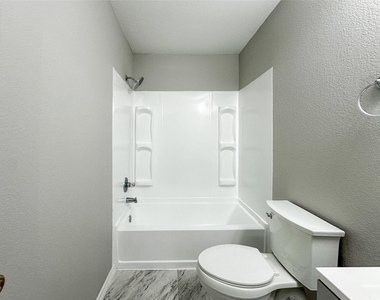 5739 Westminster Village Dr - Photo Thumbnail 29