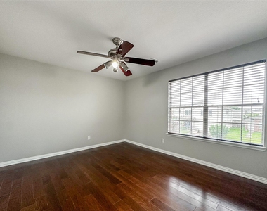 5739 Westminster Village Dr - Photo Thumbnail 34