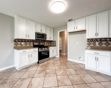 5739 Westminster Village Dr - Photo Thumbnail 20