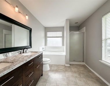 5739 Westminster Village Dr - Photo Thumbnail 39