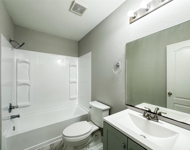 5739 Westminster Village Dr - Photo Thumbnail 30