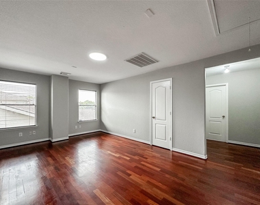 5739 Westminster Village Dr - Photo Thumbnail 26