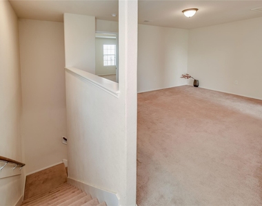 2638 Ensbrook Meadow Lane - Photo Thumbnail 7