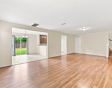 2638 Ensbrook Meadow Lane - Photo Thumbnail 7