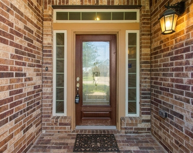 9430 Harmony Lake Lane - Photo Thumbnail 2