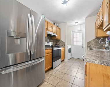 10391 Royal Magnolia Drive - Photo Thumbnail 14