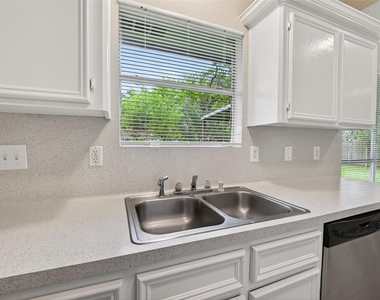 7429 Elbridge Lane - Photo Thumbnail 18