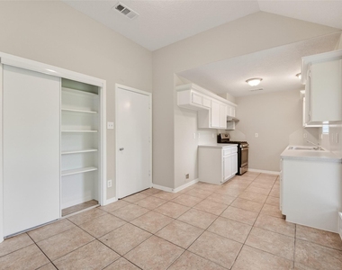 7429 Elbridge Lane - Photo Thumbnail 10