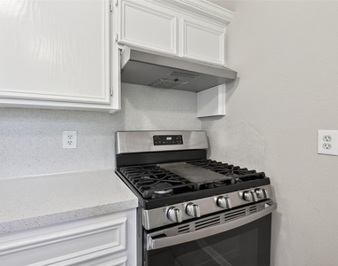7429 Elbridge Lane - Photo Thumbnail 17