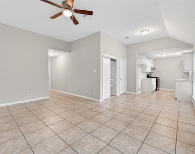 7429 Elbridge Lane - Photo Thumbnail 8