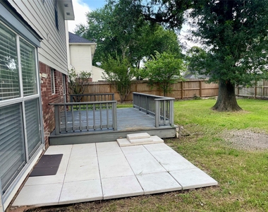 11115 Winspring Drive - Photo Thumbnail 12