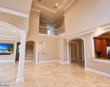 2915 Coco Lakes Drive - Photo Thumbnail 7