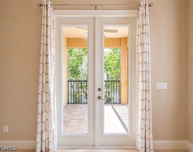 2915 Coco Lakes Drive - Photo Thumbnail 40