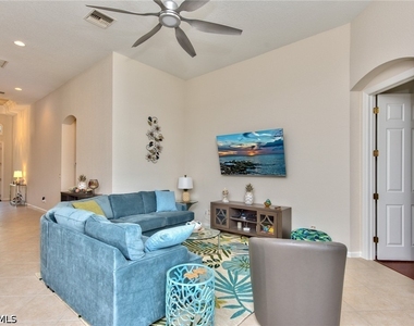 28533 Risorsa Place - Photo Thumbnail 5