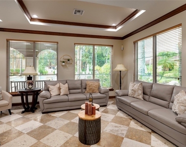1220 Reserve Way - Photo Thumbnail 21