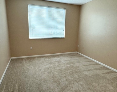 1220 Reserve Way - Photo Thumbnail 7