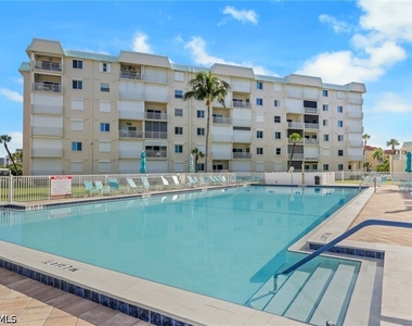 7400 Estero Boulevard - Photo Thumbnail 21