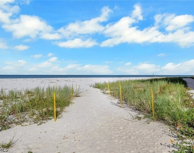 7400 Estero Boulevard - Photo Thumbnail 20