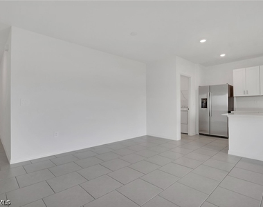 19550 Fairhill Court - Photo Thumbnail 8