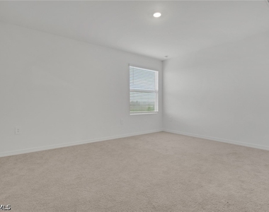 19550 Fairhill Court - Photo Thumbnail 17