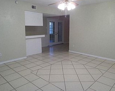 3931 Rosebud Drive - Photo Thumbnail 4